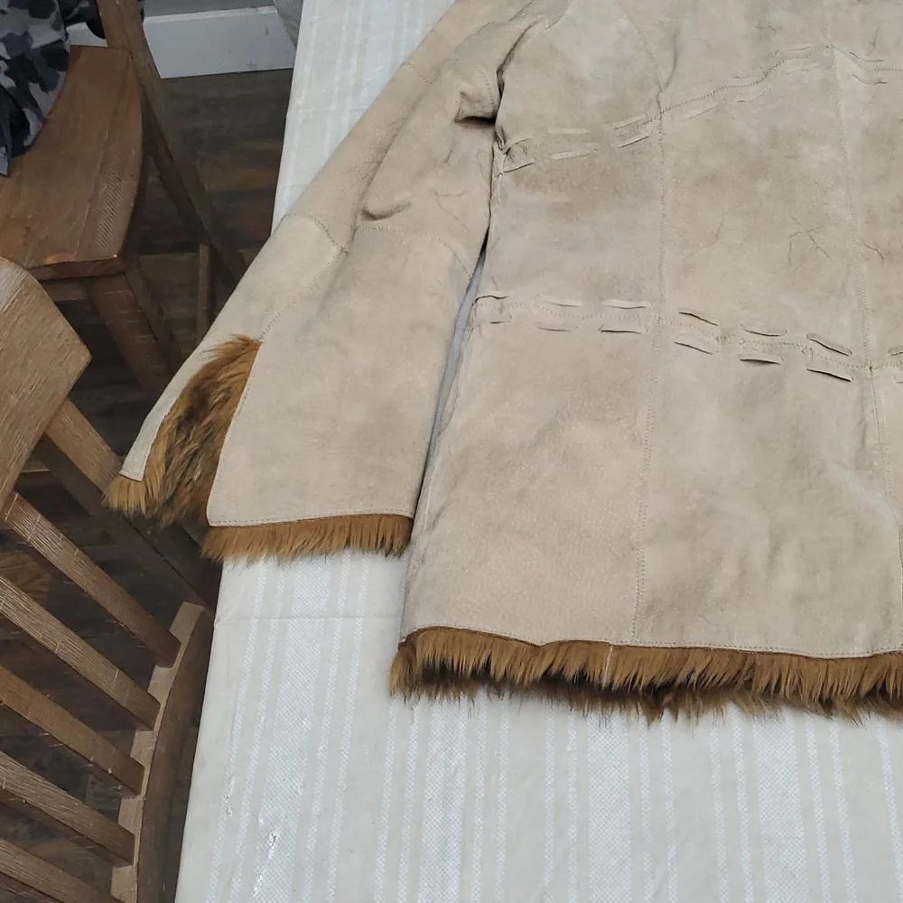 BKE Tan Leather Jacket with Brown Fur Trim - Picture 7 of 11